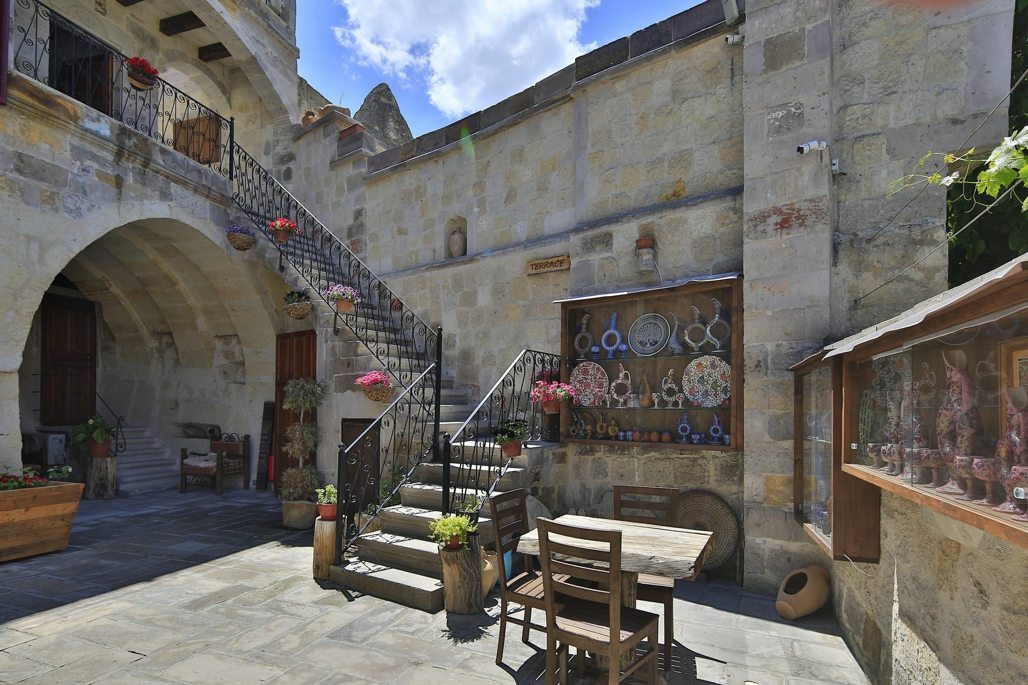 Aren Cave Hotel And Art Gallery Гьореме Екстер'єр фото